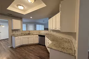 5047 Hollow Ridge Rd, Dallas, TX 75227 - Photo 12