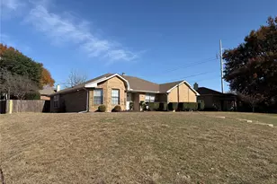 5047 Hollow Ridge Rd, Dallas, TX 75227 - Photo 2