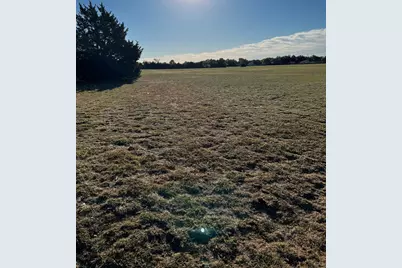 601 W Wintergreen Road, DeSoto, TX 75115 - Photo 4