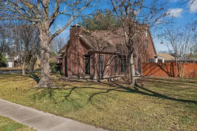 2425 Brook Crest Drive, Mesquite, TX 75150 - Photo 4