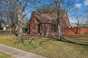 2425 Brookcrest Dr, Mesquite, TX 75150 - Photo 4