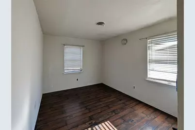 2514 Muret Street, Irving, TX 75062 - Photo 16