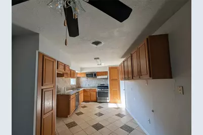 2514 Muret Street, Irving, TX 75062 - Photo 4