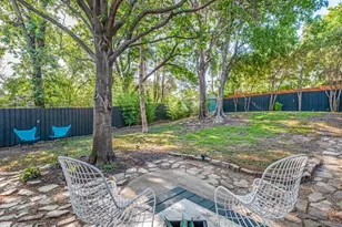 9052 Fringewood Dr, Dallas, TX 75228 - Photo 22