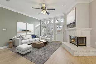 7600 Chestnut Dr, North Richland Hills, TX 76182 - Photo 10