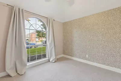 7600 Chestnut Drive, North Richland Hills, TX 76182 - Photo 24