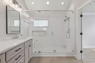 7600 Chestnut Dr, North Richland Hills, TX 76182 - Photo 20