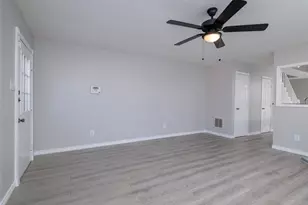 151 Winchester Dr, Euless, TX 76039 - Photo 8