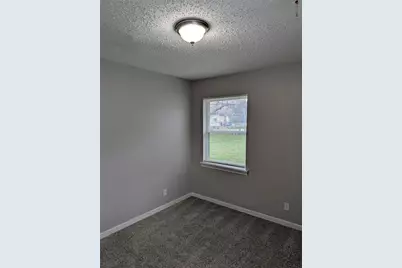 5325 Hensley Drive, Fort Worth, TX 76134 - Photo 12