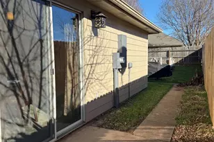 505 Maple St, Aubrey, TX 76227 - Photo 12