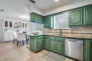 1110 Garden Gate Cir, Garland, TX 75043 - Photo 10