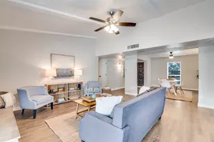 8510 Sikorski Ln, Dallas, TX 75228 - Photo 6