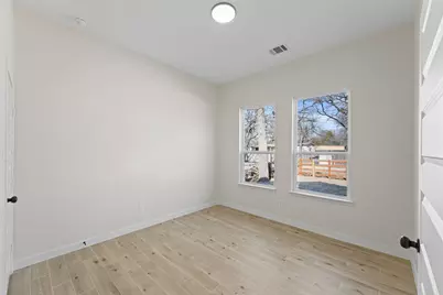 8340 Plainview Drive, Dallas, TX 75217 - Photo 20