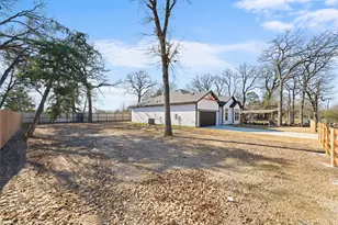 8340 Plainview Dr, Dallas, TX 75217 - Photo 32