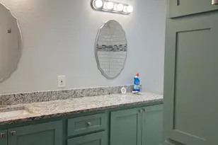 557 E Elm St, Canton, TX 75103 - Photo 8