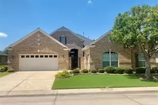 9921 Crestview Dr, Denton, TX 76207 - Photo 1