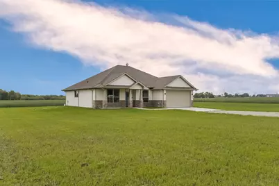 138 Zmolek Road, Alma, TX 75119 - Photo 2