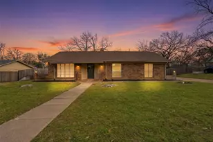 503 Azalea Dr, Grapevine, TX 76051 - Photo 18