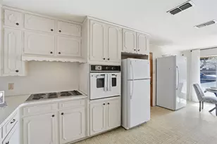 503 Azalea Dr, Grapevine, TX 76051 - Photo 22