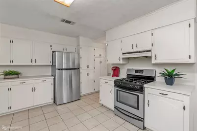 6718 N Park Court, Shreveport, LA 71107 - Photo 4