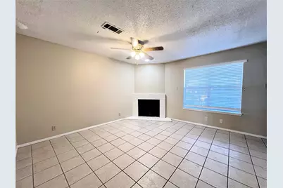 929 W Hickory Street #A15, Denton, TX 76201 - Photo 6