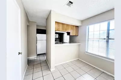 929 W Hickory Street #A15, Denton, TX 76201 - Photo 12