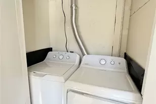 929 W Hickory St, Denton, TX 76201 - Photo 12