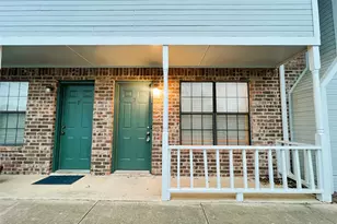 929 W Hickory St, Denton, TX 76201 - Photo 2