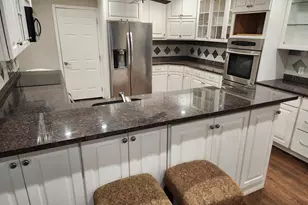 17042 Knots Landing, Addison, TX 75001 - Photo 8