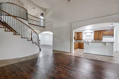 4808 King Harbor Court, Grand Prairie, TX 75052 - Photo 8