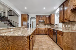 4808 King Harbor Ct, Grand Prairie, TX 75052 - Photo 14