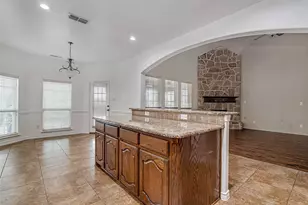 4808 King Harbor Ct, Grand Prairie, TX 75052 - Photo 16