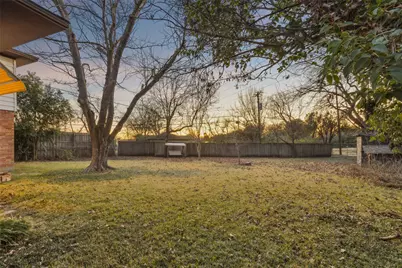 1618 Loree Drive, Dallas, TX 75228 - Photo 4