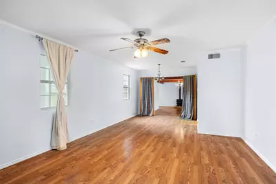 441 Compton Lane, Waxahachie, TX 75167 - Photo 6