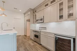 225 Corinna Ct, Hurst, TX 76053 - Photo 8