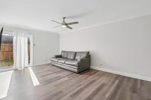 1819 E Grauwyler Rd, Irving, TX 75061 - Photo 6