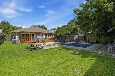 2243 Fairmount Avenue, Fort Worth, TX 76110 - Photo 22