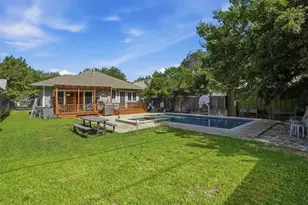 2243 Fairmount Ave, Fort Worth, TX 76110 - Photo 22