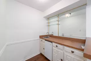 12317 Cross Creek Dr, Dallas, TX 75243 - Photo 14