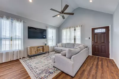 308 E Houston Street, Leonard, TX 75452 - Photo 4