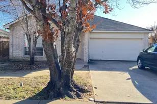 2416 Wildwood Ln, Denton, TX 76210 - Photo 1