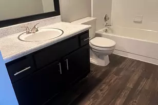 2015 Wesley Dr, Arlington, TX 76012 - Photo 6