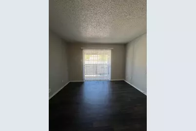 2015 Wesley Drive #Apt K, Arlington, TX 76012 - Photo 2