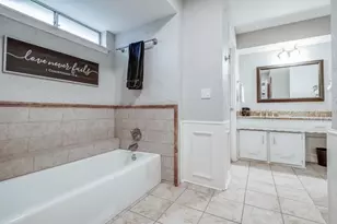 3204 Kingsbridge Dr, Plano, TX 75075 - Photo 16