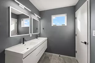 2001 N Prairie Ave, Dallas, TX 75204 - Photo 26