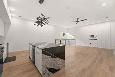 2001 N Prairie Avenue #106, Dallas, TX 75204 - Photo 10