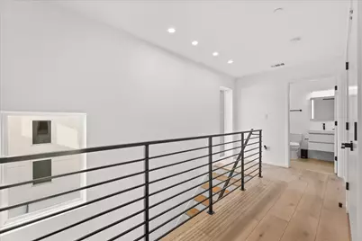 2001 N Prairie Avenue #106, Dallas, TX 75204 - Photo 18