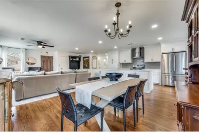 416 Lakeside Drive, Irving, TX 75062 - Photo 6