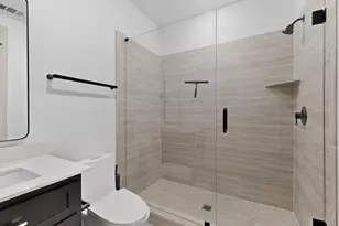 2557 Carmelita St, Dallas, TX 75212 - Photo 18