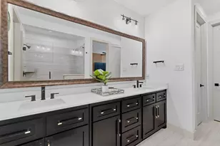 2557 Carmelita St, Dallas, TX 75212 - Photo 30